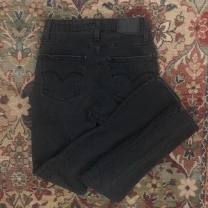 Levi’s 721 high rise skinny jeans size 26
